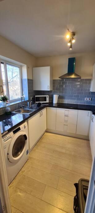 Private 2 Bed Flat Close To Excel & City Airport Londra Esterno foto