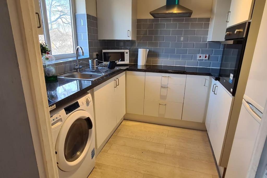 Private 2 Bed Flat Close To Excel & City Airport Londra Esterno foto